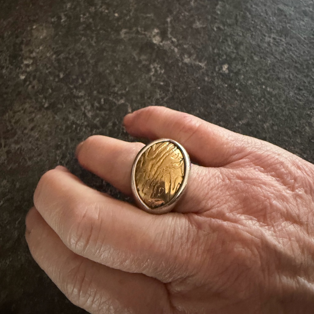 Silpada Gold And Sterling Silver Statement Ring 60$